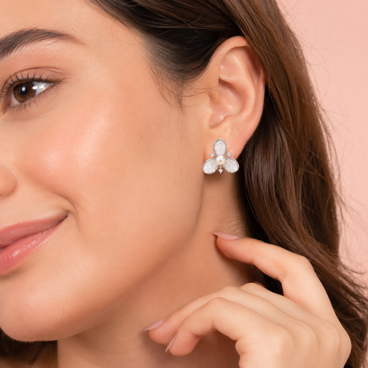 925 Sterling Silver Mother of Pearl Floral Stud Earrings with Pearl for Women