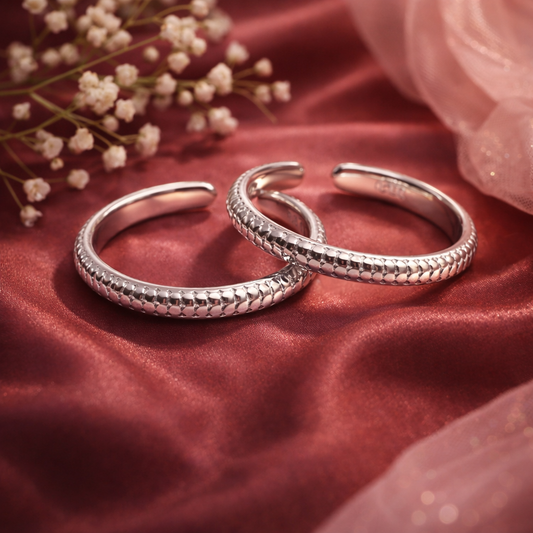 Adjustable Sterling Silver Textured Toe Rings for Women – Minimalist Elegant Everyday Foot Jewelry - Arshia Creations