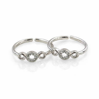 Sterling Silver CZ Adjustable Toe Ring for Women – Elegant Round Pave Design