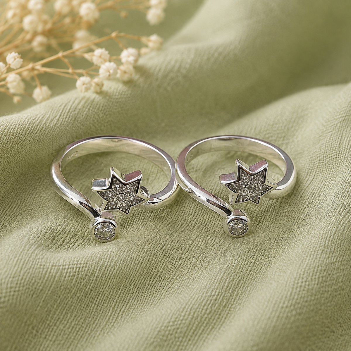 Sterling Silver CZ Star Toe Ring for Women | Adjustable Sparkling Open Toe Ring
